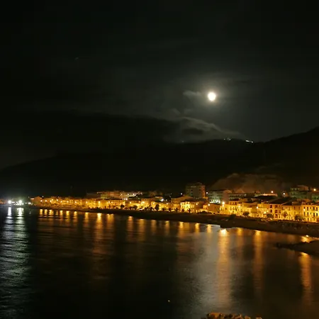 Museo Albergo D'Arte Contemporanea Atelier Sul Mare-2